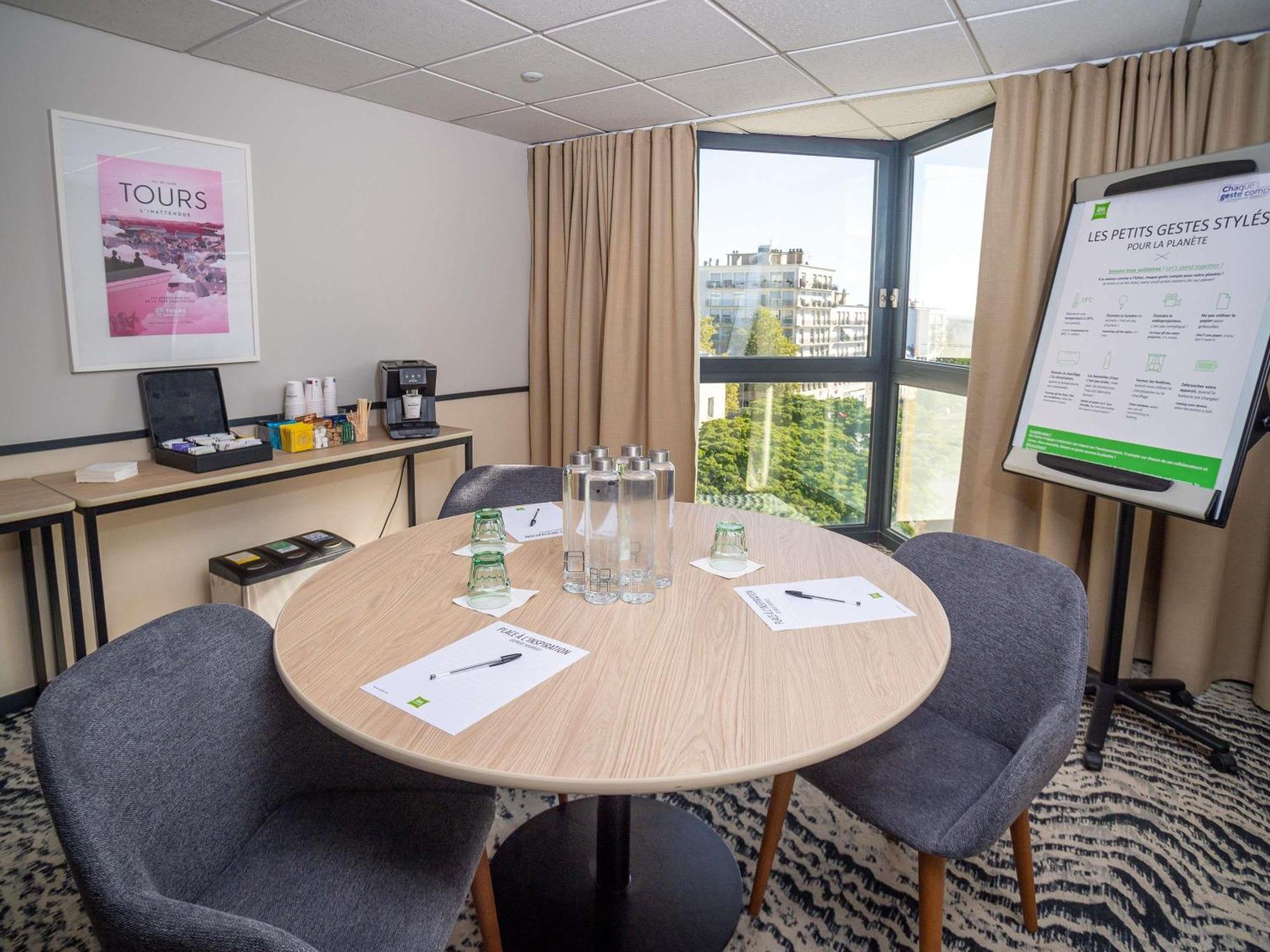 Ibis Styles Tours Centre Hotel Kültér fotó